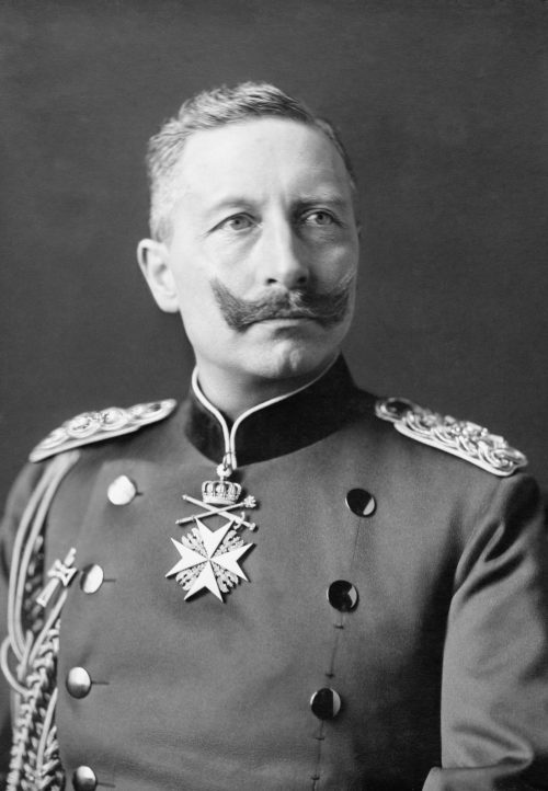 https://upload.wikimedia.org/wikipedia/commons/6/6e/Kaiser_Wilhelm_II_of_Germany_-_1902.jpg